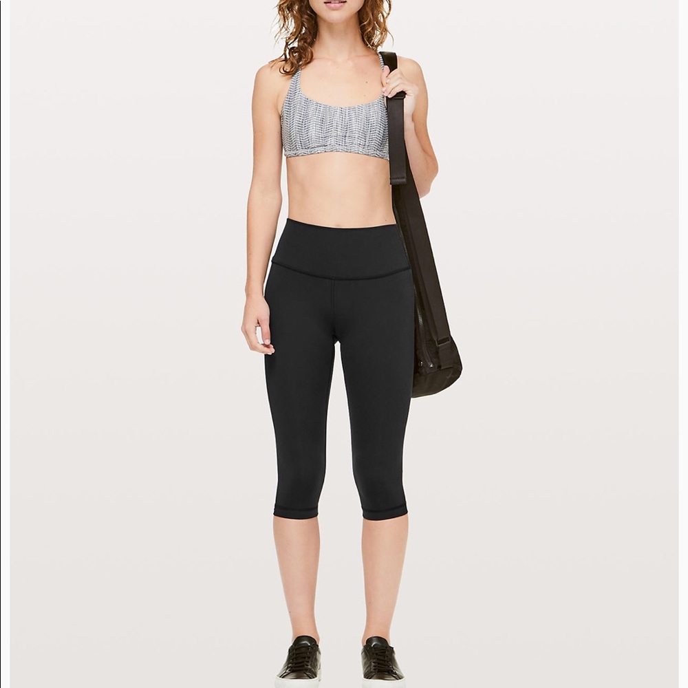 Lululemon Wunder hi-rise 1/2 tight 17” luxtreme